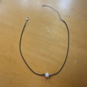 White Pearl Choker